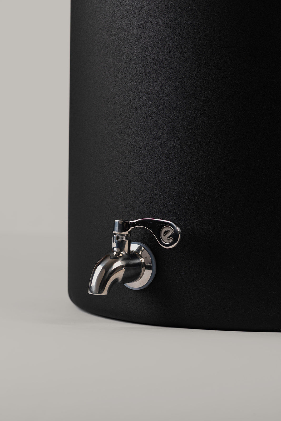 Filtro de agua Ecofiltro 20L - Negro mate